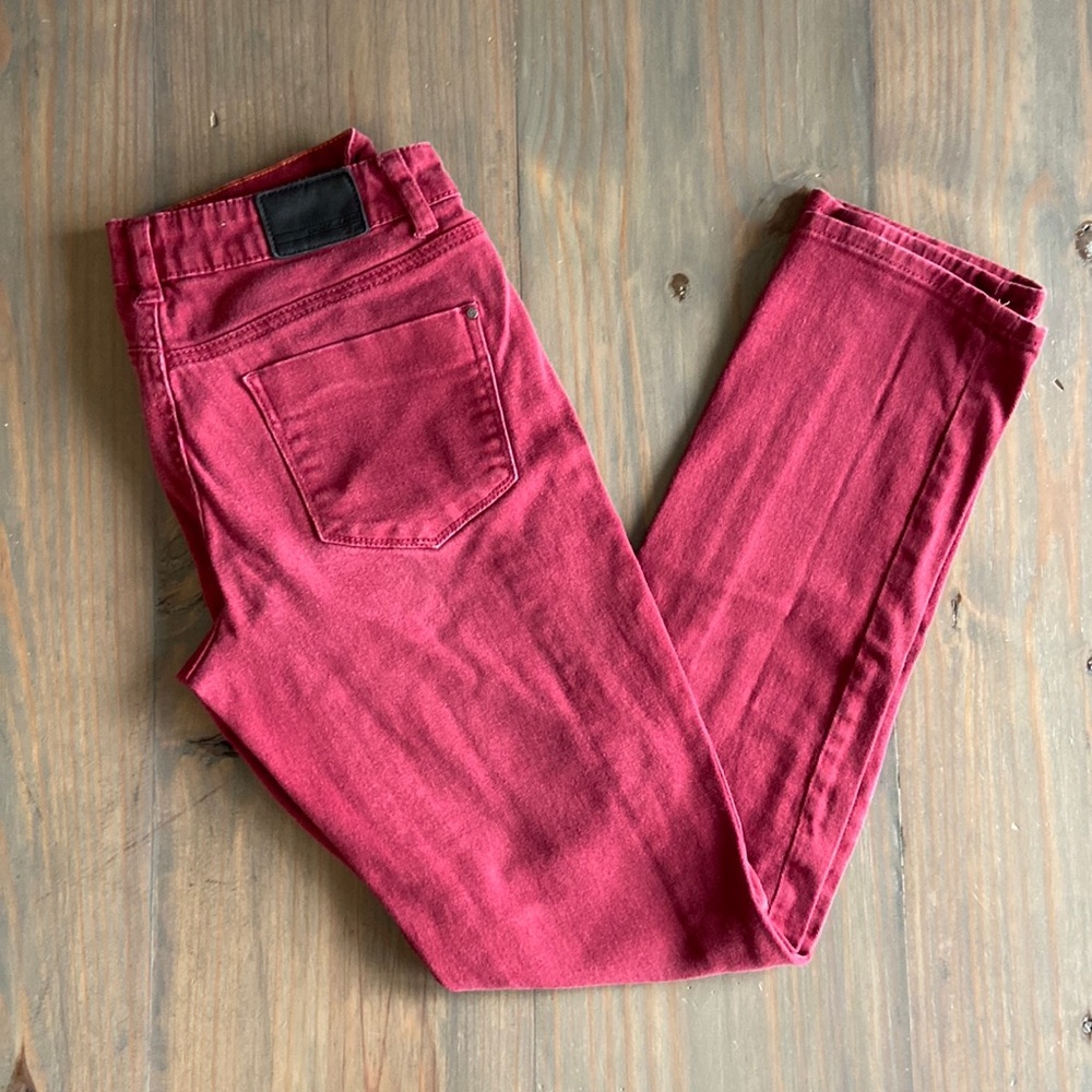 DKNY Women’s Red Jeans SOHO skinny- Size 4